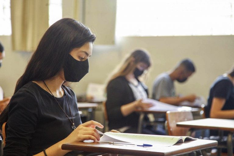 Comissão discute planejamento plurianual das políticas educacionais
