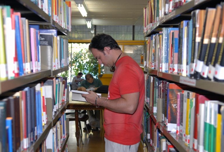 Comissão debate estratégias para a formação de leitores no Brasil