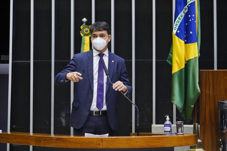 Proposta aprovada na CCJ denomina “Desembargador Federal Leomar Amorim” trecho de rodovia maranhense