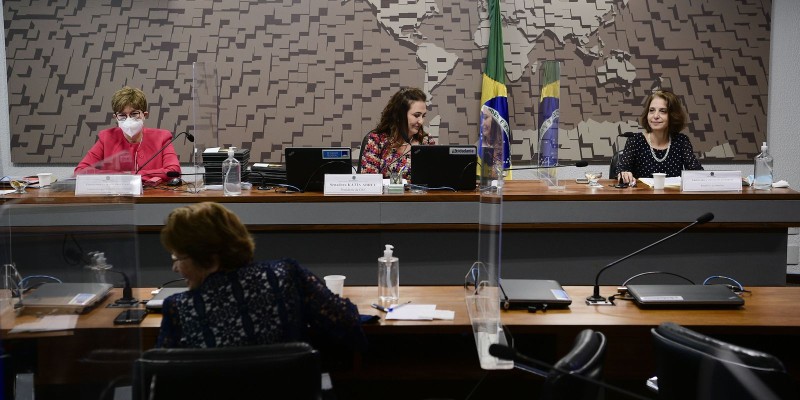 Senado sabatina onze pessoas para chefiar embaixadas brasileiras