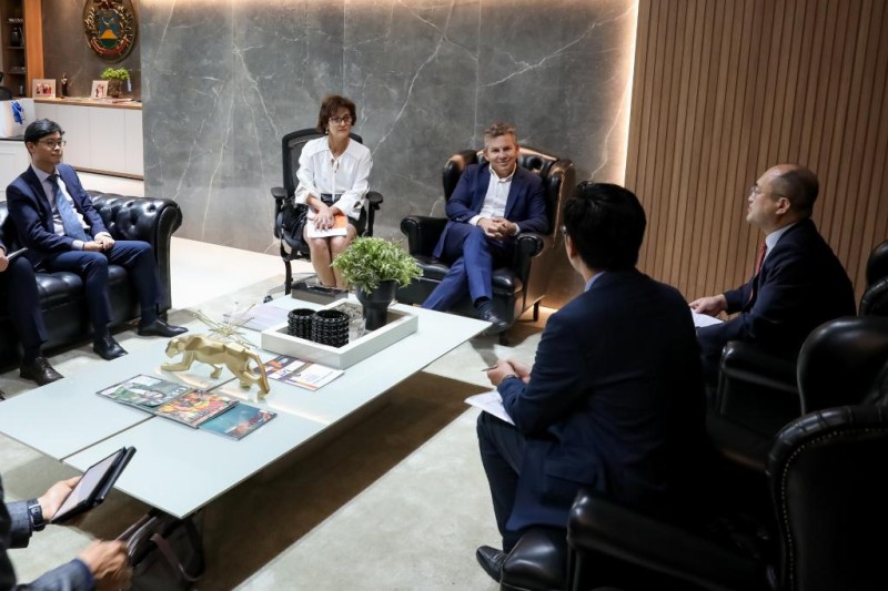 Governador estreita relações com Coreia do Sul e recebe convite para expor potencialidades de MT