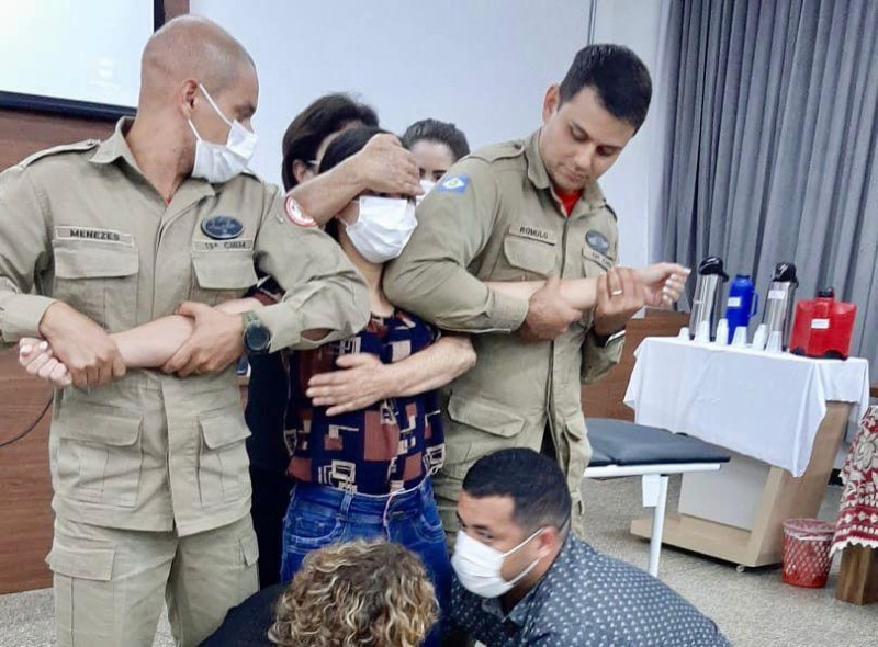 Mais de 280 profissionais são capacitados em urgência e emergência psiquiátrica
