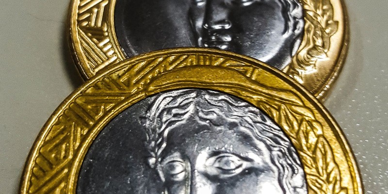 Comissão Mista de Orçamento aprova acréscimo de R$ 72 bi para 2022