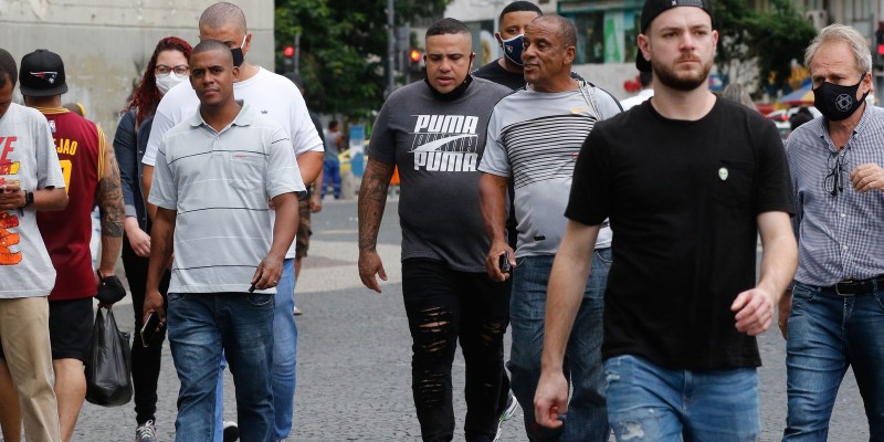 Brasil tem 11,4 mil novos casos de covid-19 e 283 mortes em 24 horas