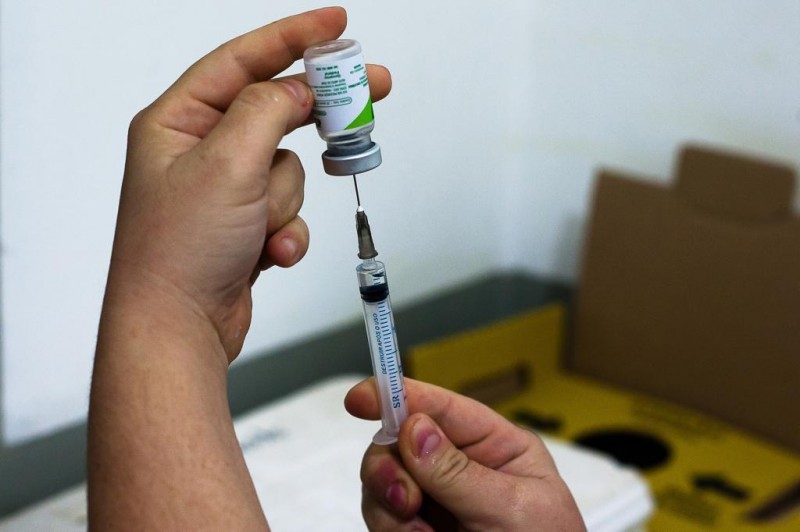 Governo de MT já pactuou mais de 90% das doses recebidas; veja quanto cada município aplicou