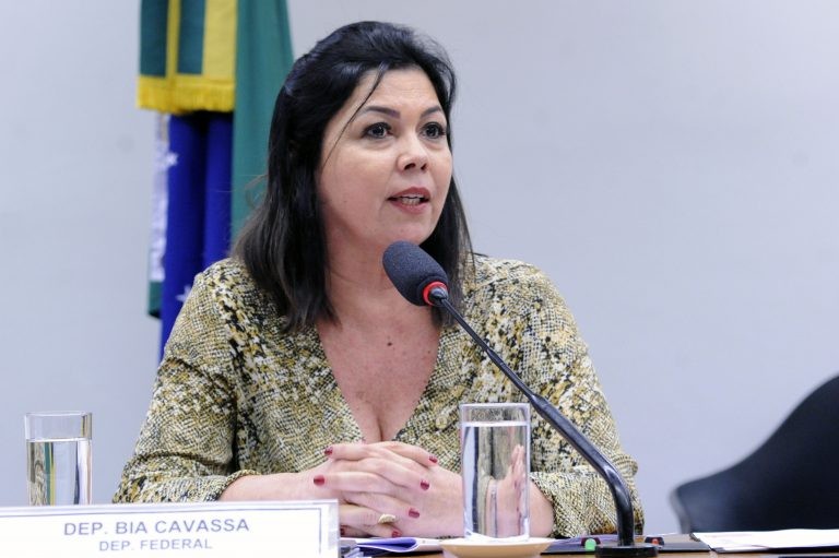 Comissão aprova regra que impede União de reter transferências voluntárias para saneamento básico