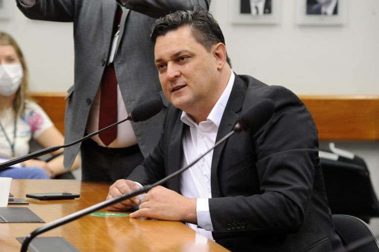 Comissão aprova extensão temporária de validade de certidão negativa de débito tributário de microempresa