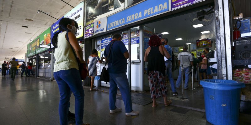 Mega-Sena deve pagar hoje prêmio de R$ 3 milhões