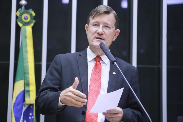 Gestores pedem aumento de valores repassados pelo governo federal para merenda escolar