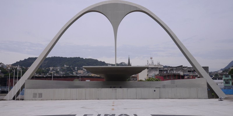 Com atual cenário, Carnaval na Sapucaí está garantido, diz prefeito 
