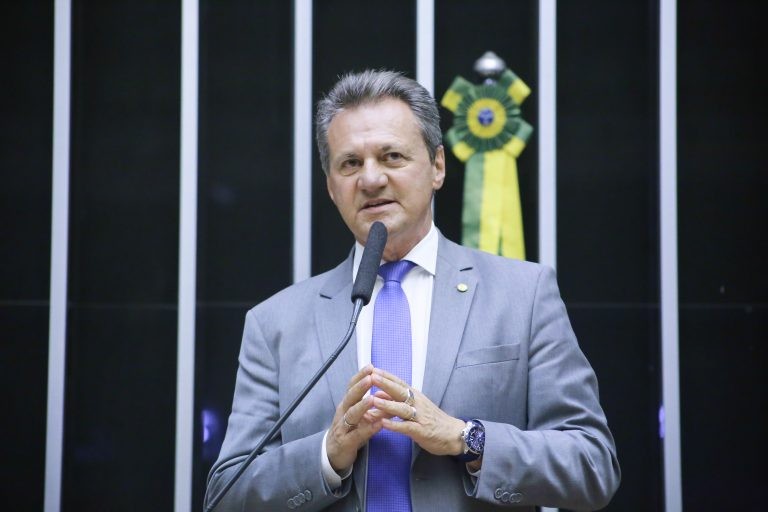 CCJ aprova projeto que autoriza ozonioterapia como procedimento de caráter complementar no País