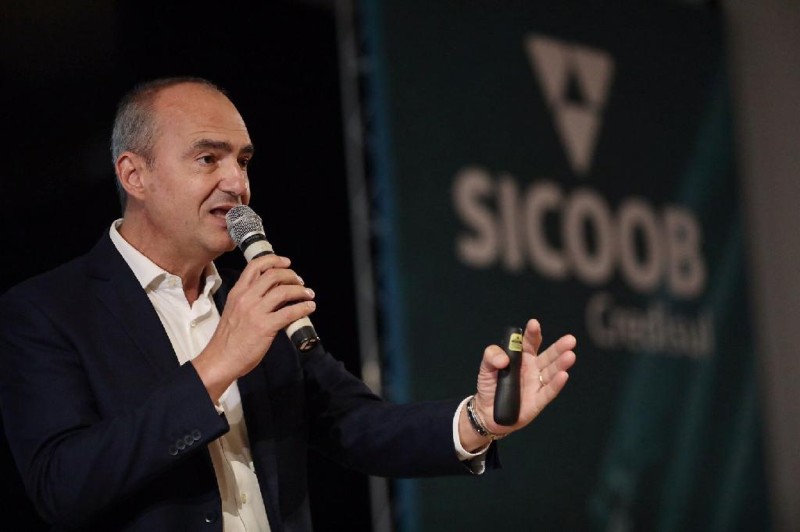 “O Governo ter reduzido imposto representa mais dinheiro no bolso da população e do empresário”, afirma presidente do Sicoob Credisul