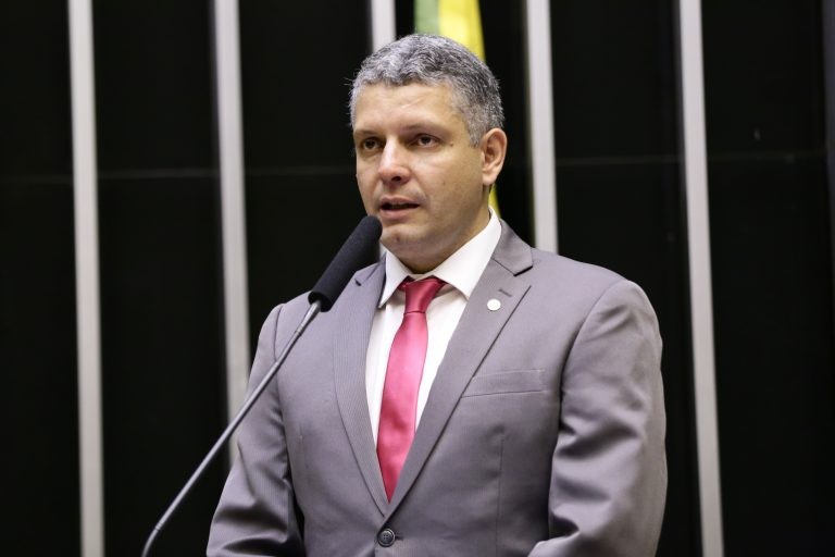 CCJ aprova criação de Dia Nacional da Diálise