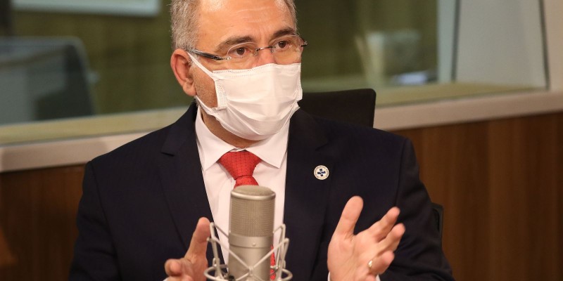 “É fundamental retornar à sala de vacinação para tomar a 2ª dose”, diz