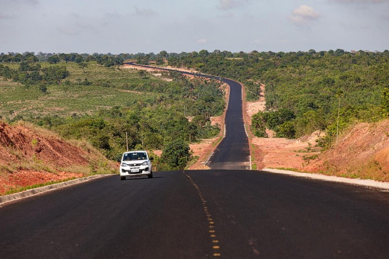 Governo entrega 1.241,62 km de asfalto novo e recupera 1.003 km de rodovias estaduais em três anos