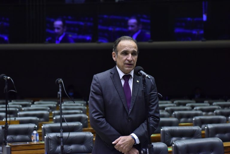 Projeto prevê procedimentos para simplificar normas regulamentadoras do Executivo Federal
