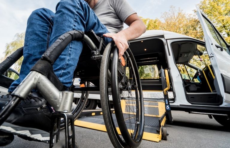 Isenção do IPI para carros é mantida para taxistas e pessoas com deficiência